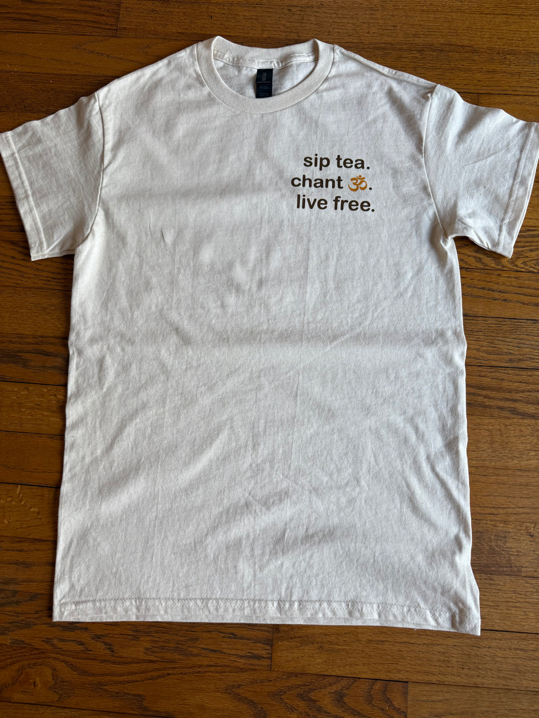 Sip Tea Live Free Tee (antique ivory)